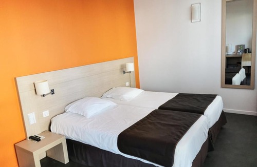 Saint-Roch Hotel | Esatitude Hotel