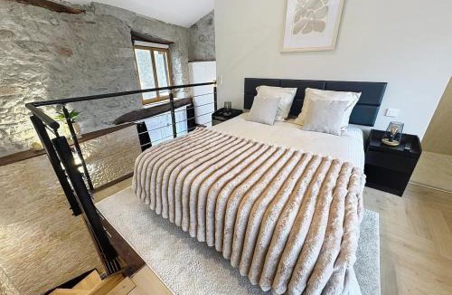 Saint-Bertrand-de-Comminges House | Escale premium à 5 minutes de l'autoroute, arrivée autonome, lit haut de gamme et clim