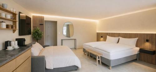 Fully Apartment | Escala - Family Room