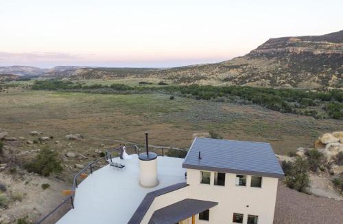 Escalante House | Escalante Cliff House