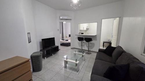 Marignane Apartment | Escale au Centre-ville, Aéroport, Gare TGV