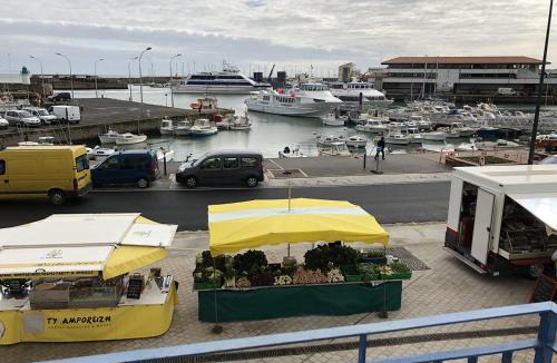 Ile d'Yeu Apartment | Escale avec vue mer sur les quais de l’Ile d’Yeu