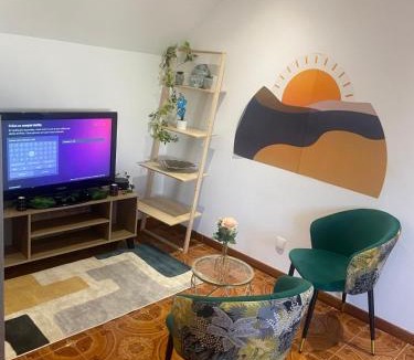 Montargis Apartment | Escale Détente-Loft avec Terrasse- Parking Montargis