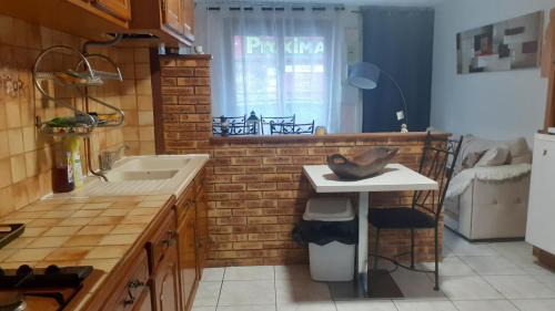 Deux Rivieres House | Escale de Cravant