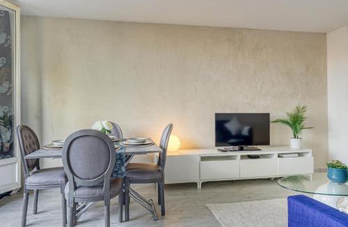 Longjumeau Apartment | Escale de l'Yvette - 50m2 Cosy, Balcony & Parking