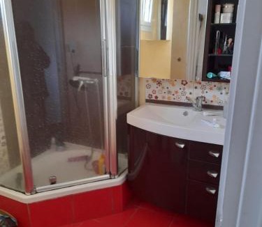 Toulouse South-East House | Escale fleurie