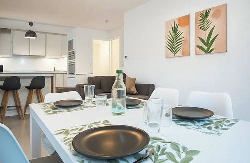 Plateau — Pyramide Apartment | Escale Horizon - 2 bedrooms near Orly