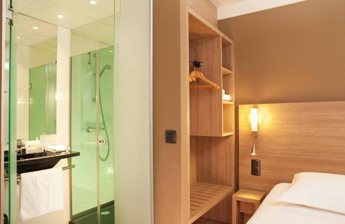 La Madeleine Hotel | Escale Oceania Orleans