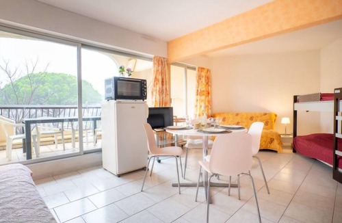 Le Grau-Du-Roi Apartment | Escale Port by Interhome