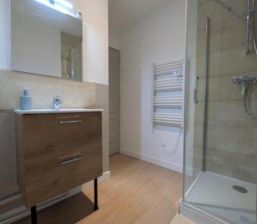 Saint-Omer Apartment | Escale subtile