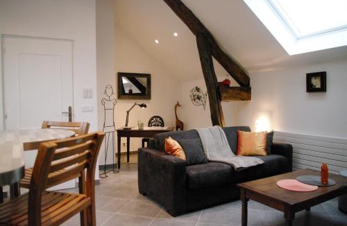 Fontenay-les-Briis Apartment | Escalebelair