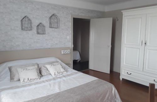 Saint-Aubin-en-Charollais House | Escampette Coin Cuisine