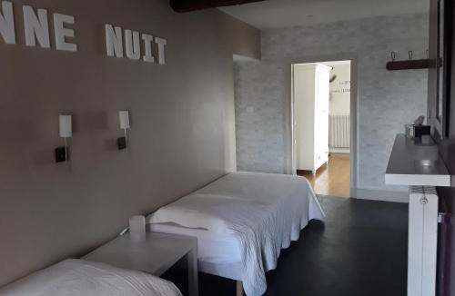 Saint-Aubin-en-Charollais House | Escampette Coin Cuisine