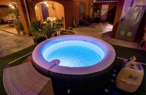 El Grao de Castellon House | Escapada con spa privado junto al mar en Castellón