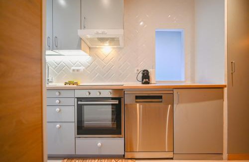 Aixirivall Apartment | Escapada Natural con Parking, Vistas y Jardín