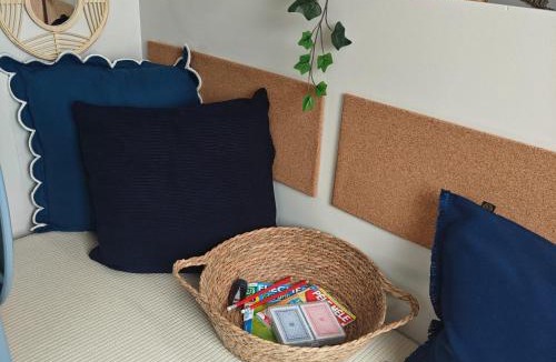 Courseulles-sur-Mer Boat Rental | Escapade à deux sur un voilier à Courseulles sur Mer