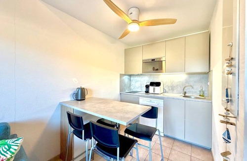 Calvisson Apartment | Escapade à Deux, 2 Guests, Pool & Sunshine