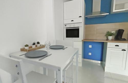 Elbeuf Apartment | Escapade à deux, terrasse romantique et vue Seine