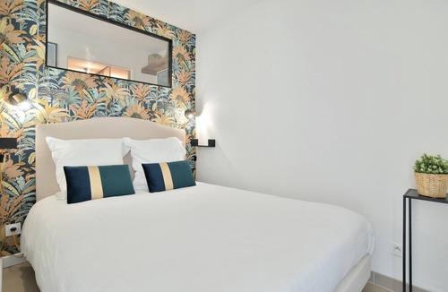 Dinan Apartment | Escapade à Dinan - Appartement avec jardin et parking privé