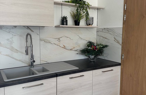 Saint-Vallier Apartment | Escapade au Bord du Rhone