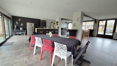 Raches House | Escapade des Cavaliers, Lodge d Exception, Parking, Extérieur
