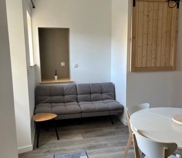 Villiers-le-Sec Apartment | Escapade en Baiocensis