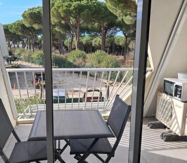 La Petite Motte Apartment | Escapade ensoleillée au bord de mer