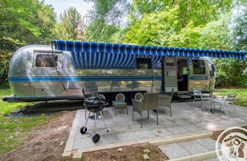 La Menitre House | Escapade insolite dans une Airstream vintage en Anjou - FR-1-622-111