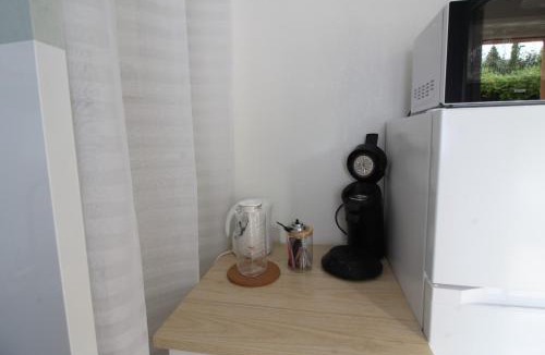 Lons-le-Saunier Apartment | Escapade Jurassienne-Terrasse & Sérénité