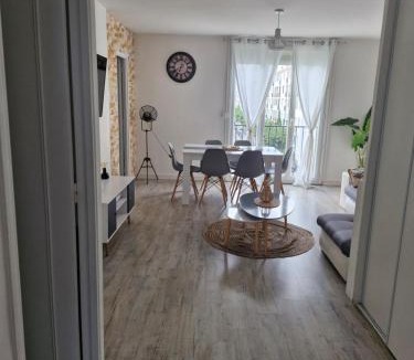 Moulin a Vent Apartment | Escapade Montesquieu