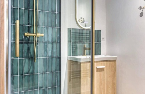 Sotteville-les-Rouen Apartment | Escapade Romantique : un cocon intimiste et idéal pour un séjour à deux
