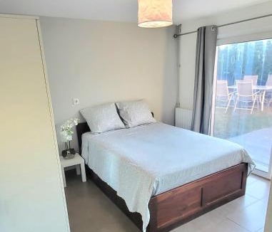 Jonage Bed & Breakfast | Escapade relaxante Jonage