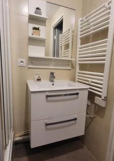 Jonage Bed & Breakfast | Escapade relaxante Jonage