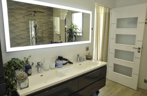 Saint-Nazaire House | Escapades Lointaines Chambres d'hôtes B&B