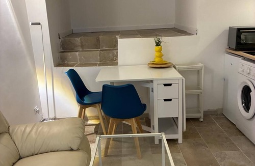 Ravenel House | Escape and Nature