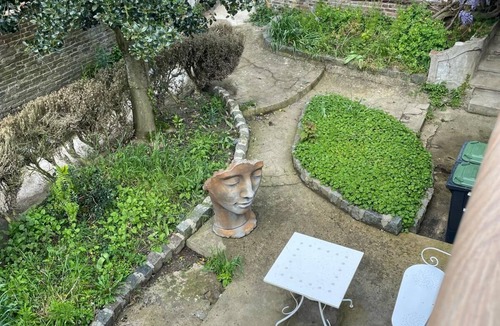 Ravenel House | Escape and Nature