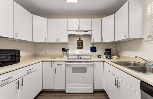 New Braunfels Ski Chalet | Escape At Sunlit Riverfront 4 in Guadalupe!