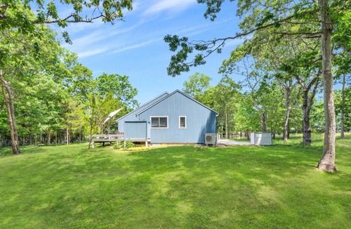 Lion Head Beach House | Escape by Gardiners Bay