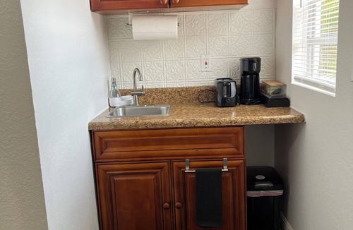 Town N County Park Apartment | Escape By The Bay