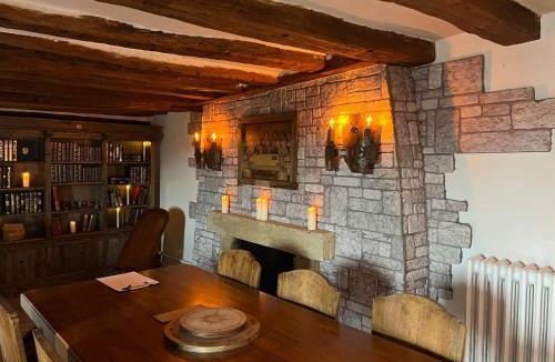 Chateauneuf-en-Thymerais Apartment | Escape Game Templiers 4 personnes Proche Chartres