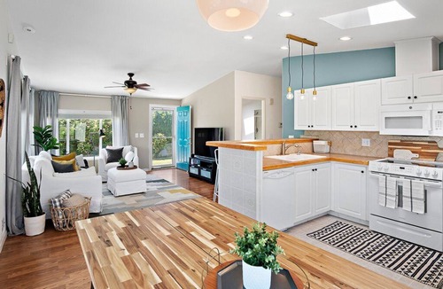 Desert Aire House | Escape on the Green