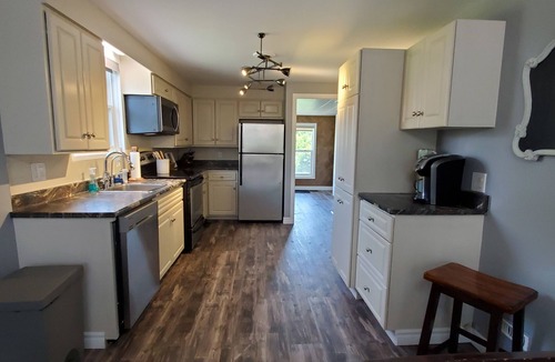 Westmeath Cottage | Escape the city to this quiet home along the beautiful Ottawa River