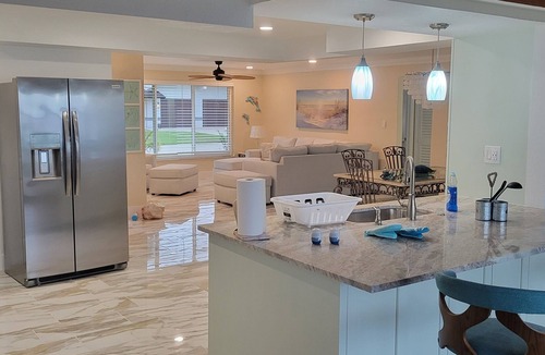 Fort Myers House | Escape the cold for 80° & Sunny w/Million Dollar 3BR Waterfront & Skyline View!