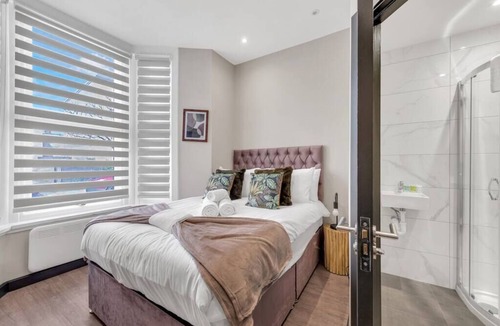 Shacklewell Apartment | Escape the Ordinary: Cozy and Charming Studio