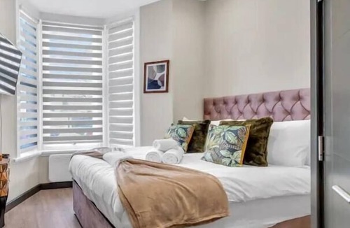 Shacklewell Apartment | Escape the Ordinary: Cozy and Charming Studio