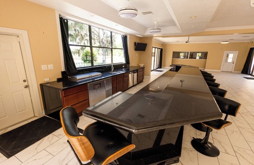 Fairvilla House | Escape to 58 Acres of Luxury — Serene Horse Estate in Orlando!