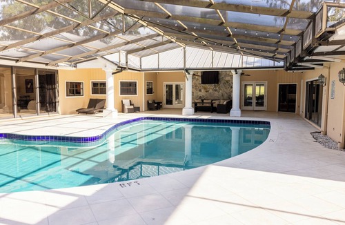 Fairvilla House | Escape to 58 Acres of Luxury — Serene Horse Estate in Orlando!