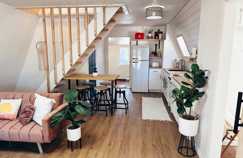 Concho Cabin | Escape to a Cozy Winter Retreat!