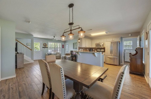 Forest Lakes House | Escape to a peaceful country retreat just minutes from College Station