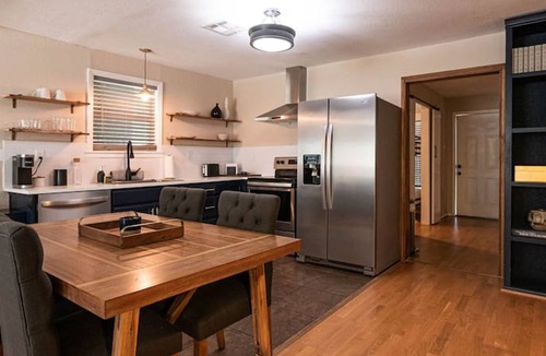 East Riverside Apartment | Escape to a Restored 1920s East Waco Bungalow